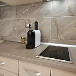 Apartament Apartament Cu Piscina Interioara Incalzita Sauna Jacuzzi Gym Parcare Langa Plaja Năvodari
