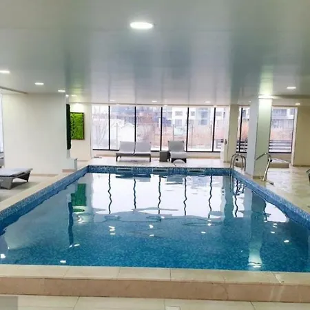 アパート Apartament Cu Piscina Interioara Incalzita Sauna Jacuzzi Gym Parcare Langa Plaja