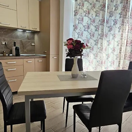 アパート Apartament Cu Piscina Interioara Incalzita Sauna Jacuzzi Gym Parcare Langa Plaja